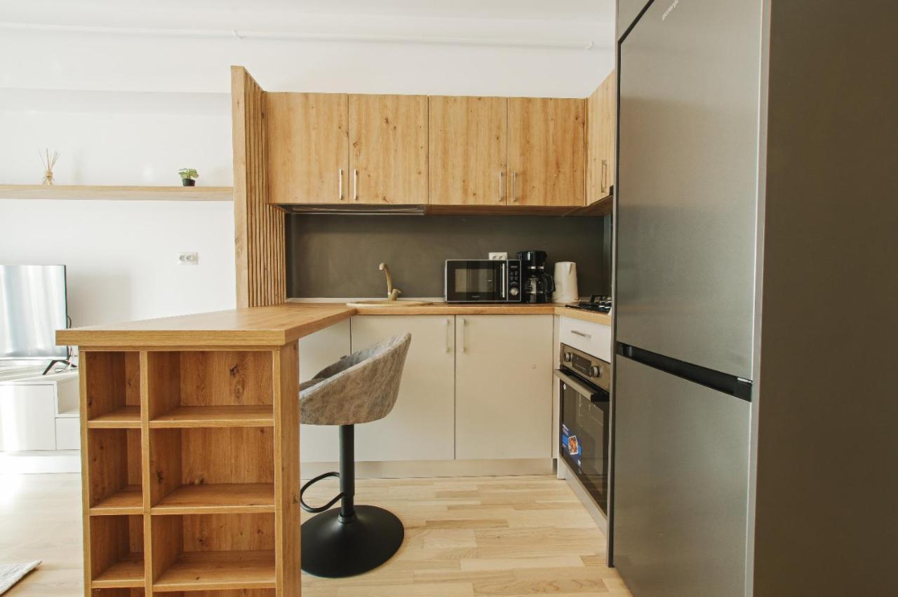 Himson-Beige Apartment Iasi Eksteriør billede