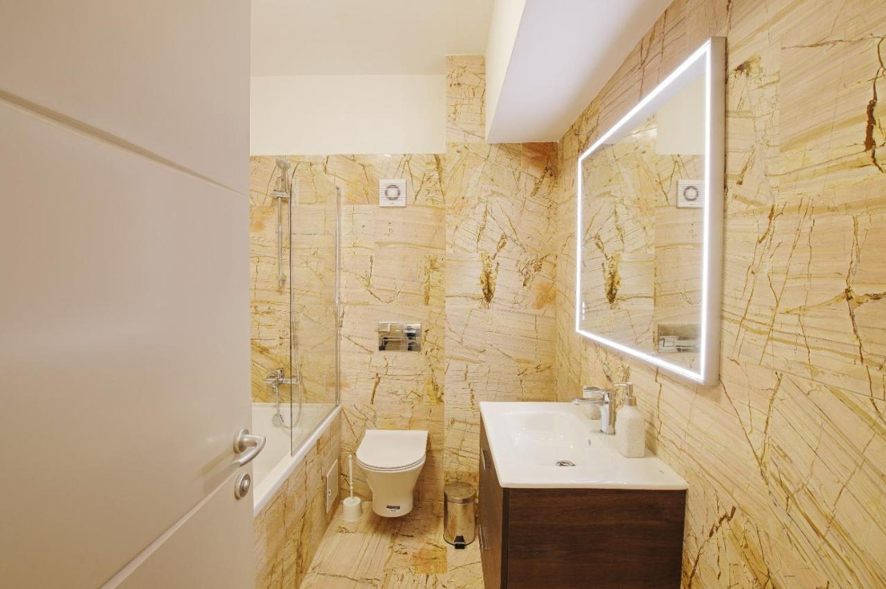 Himson-Beige Apartment Iasi Eksteriør billede